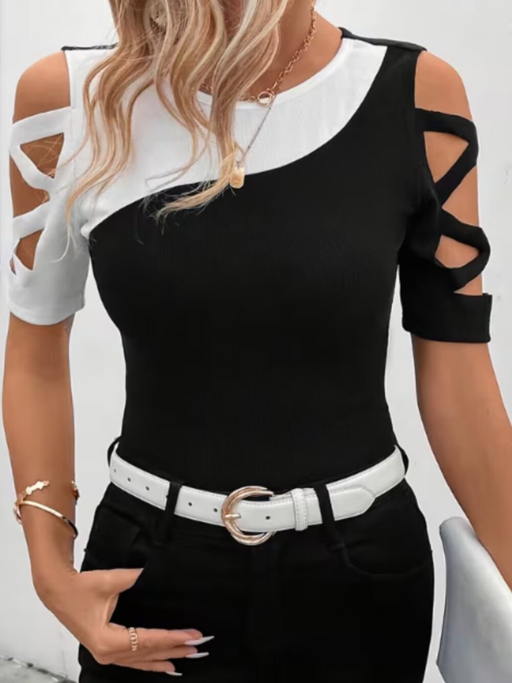 Black white colour block strappy shoulder fitted top
